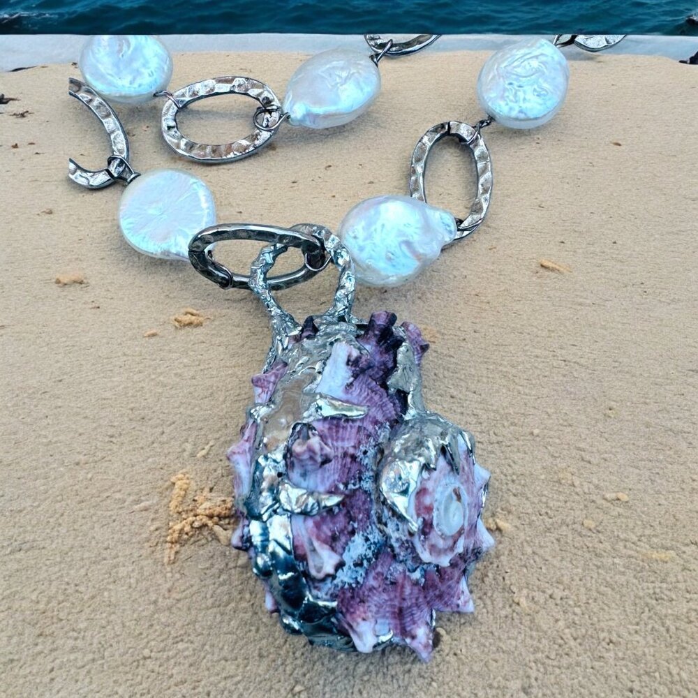 Conch Shell & White Keshi Teardrop Pearl Necklace With Artisan Silver Metalwork - Picture 3 of 16